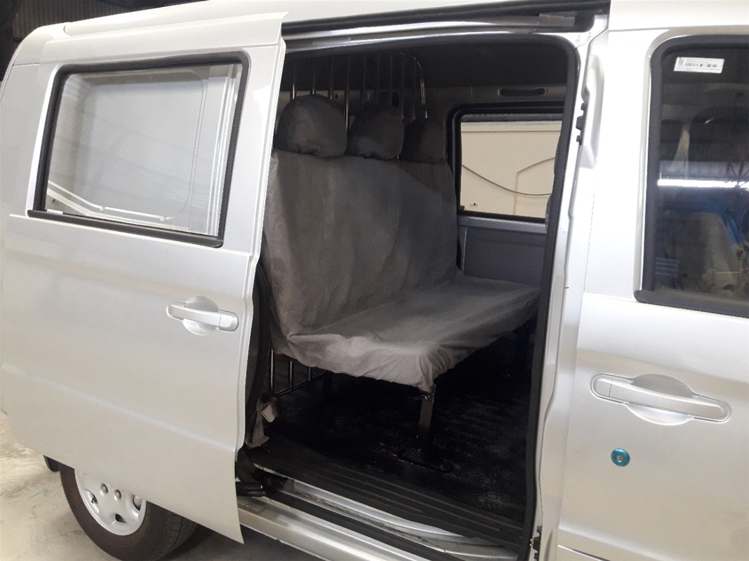 Hàng ghế sau của xe tải VAN Kenbo 5 chỗ